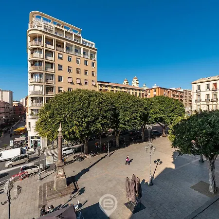 Piazza Yenne * Cagliari