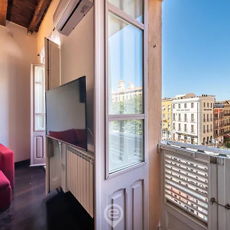 Apartament Piazza Yenne Cagliari